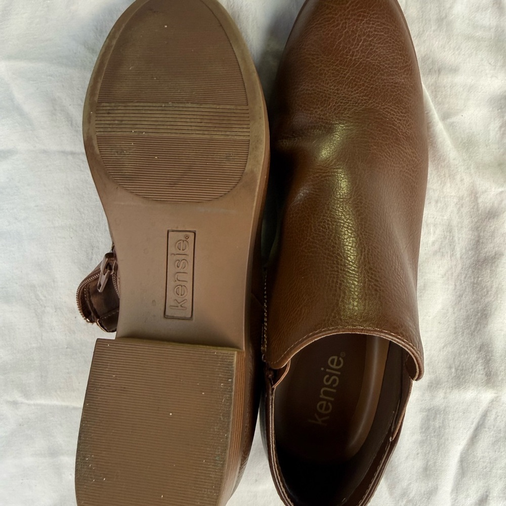 Kensie Tan Leather Slip-On Flats